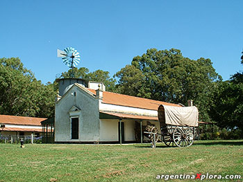 Estancia Laguna de los Padres, Mar del Plata, Bs. As José Hernández, autor del Martín Fierro vivió aquí hasta los 15 años.