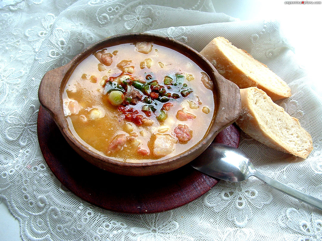 Receta del Locro. Cómo preparar el mejor locro argentino