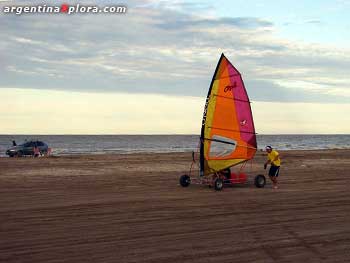 Carrovelismo en la playa