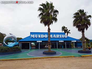 Acceso a Mundo Marino en San Clemente del Tuyú