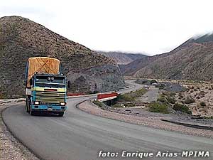 Puente sobre el Río Purmamarca