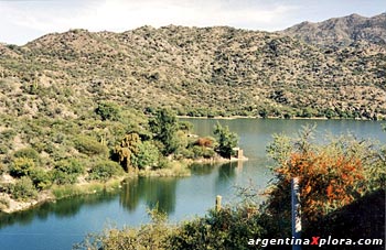 VLaguna de Valle Fértil. Centro poblado próximo al Valle de la Lun